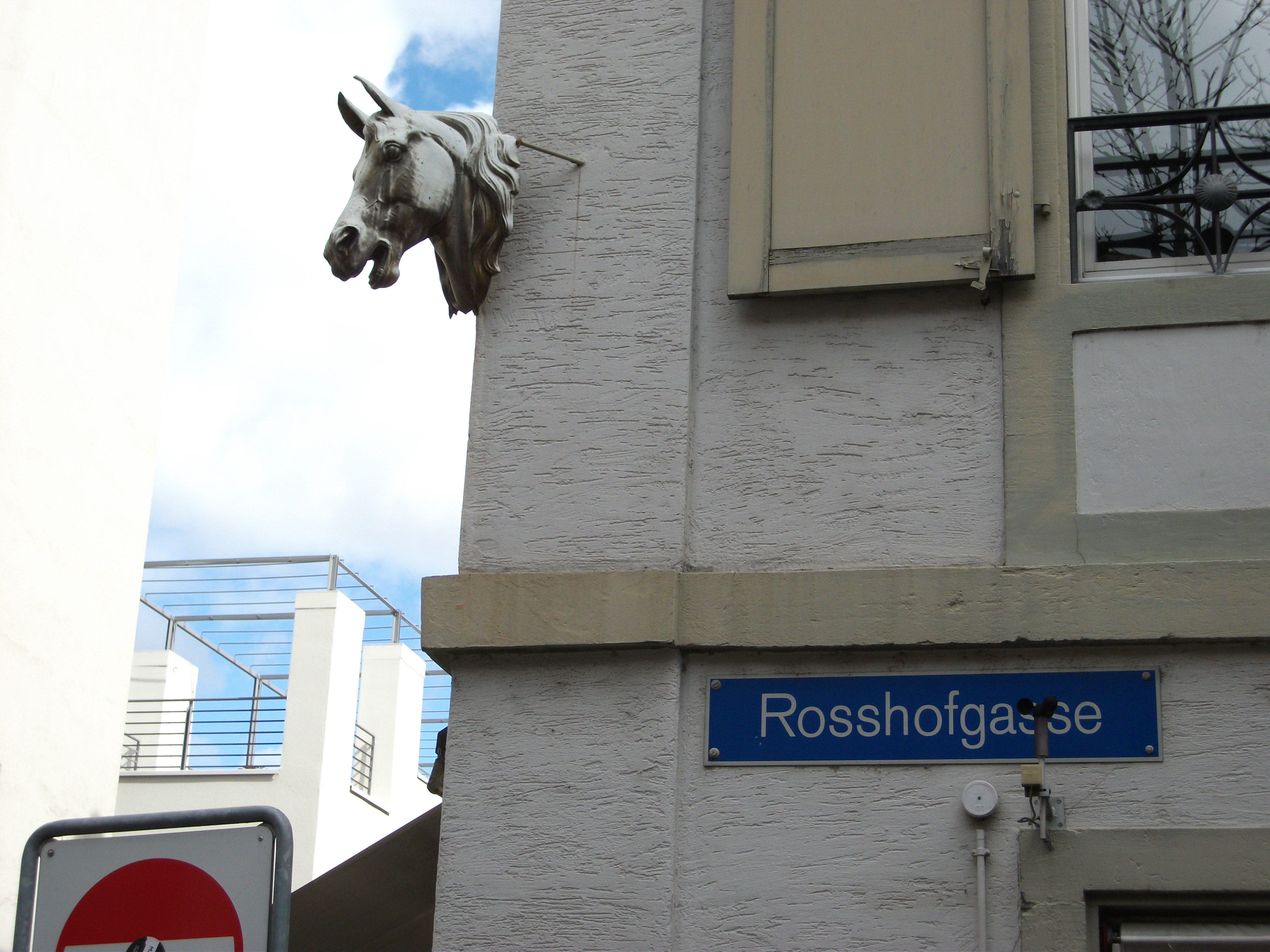 Entlang der ehemaligen Stadtmauer - Petergraben Rosshof - Foto von Franz König